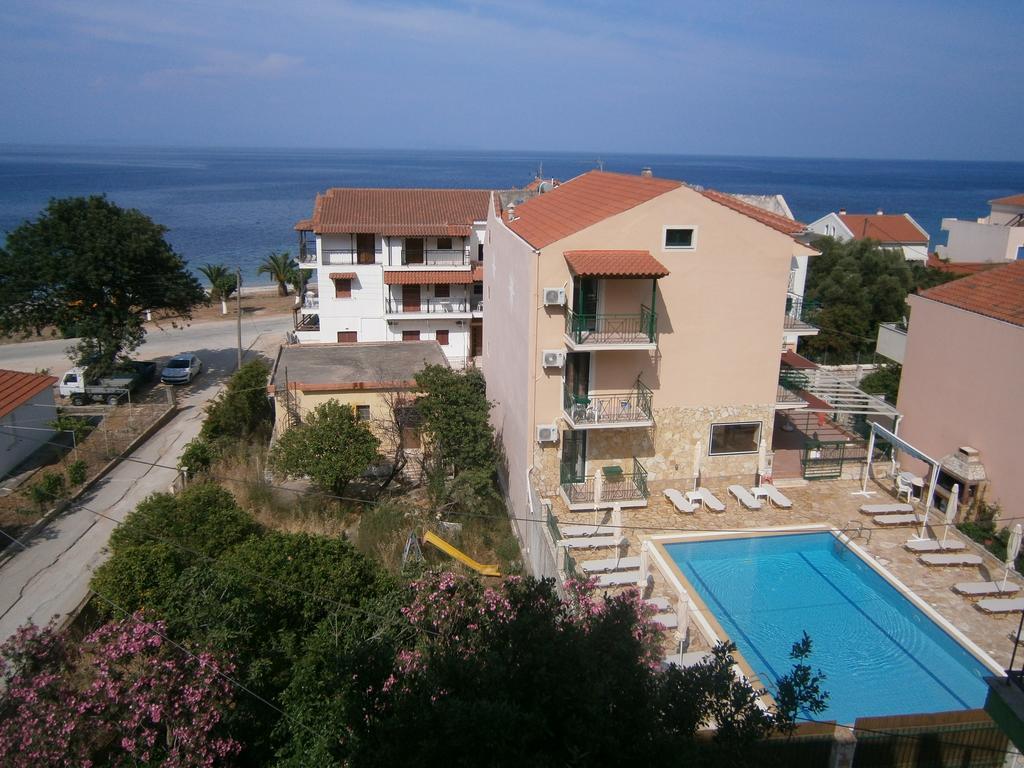 Petros Studios Poros  Eksteriør bilde