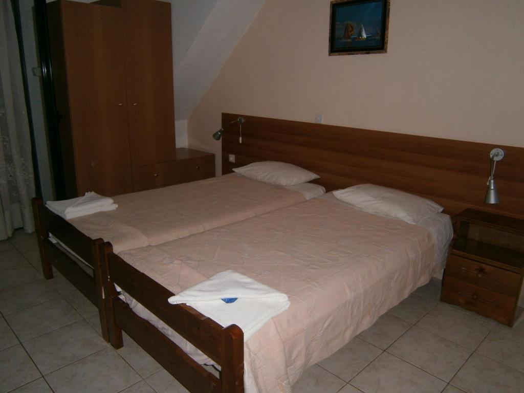 Petros Studios Poros  Rom bilde