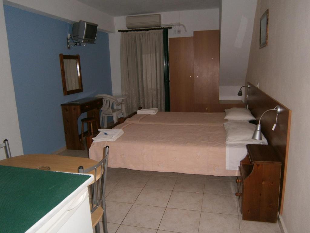 Petros Studios Poros  Rom bilde