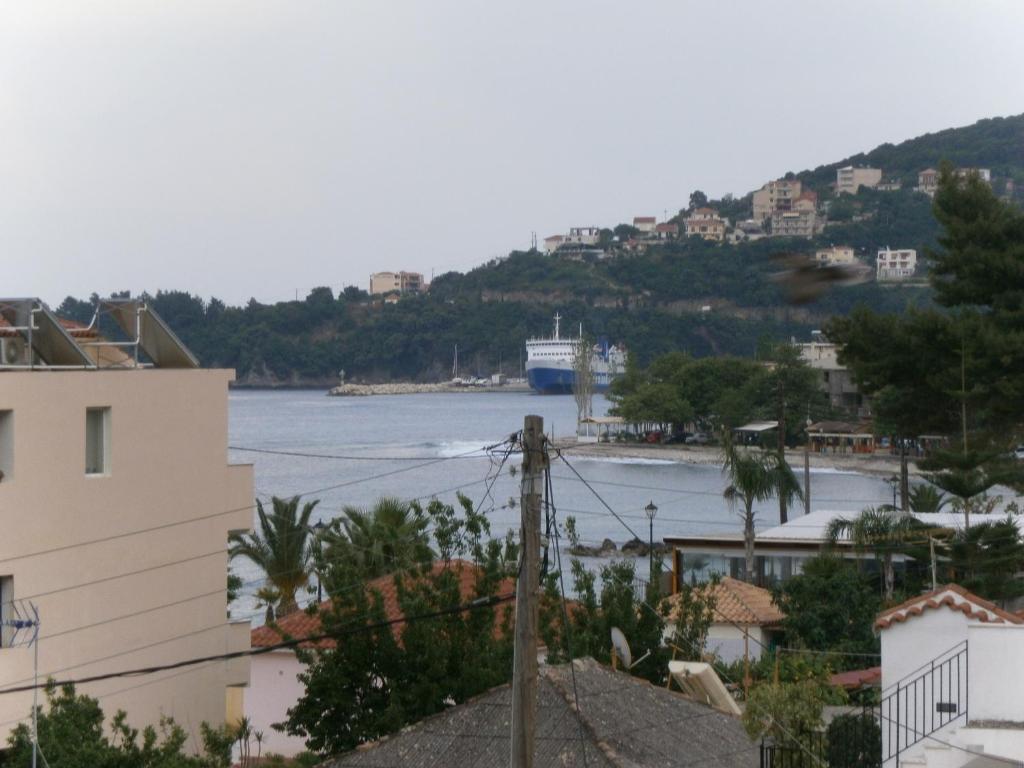 Petros Studios Poros  Eksteriør bilde