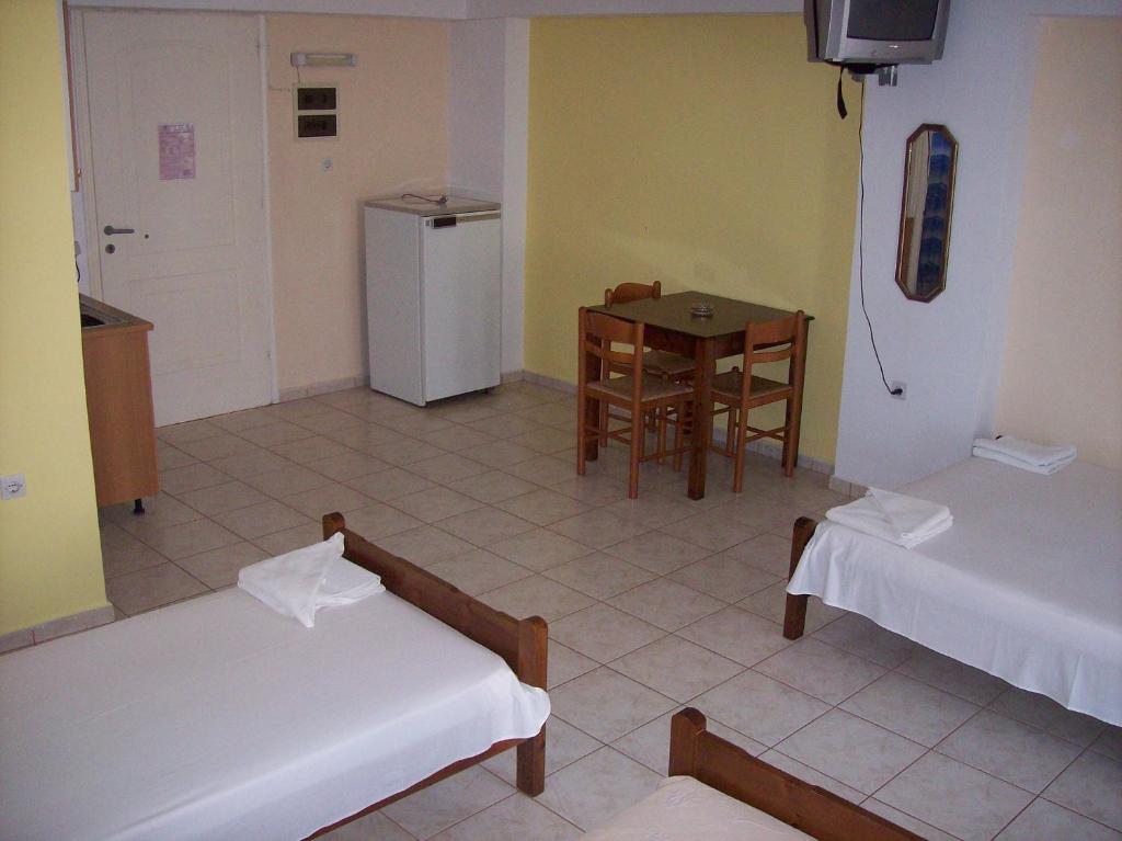 Petros Studios Poros  Rom bilde